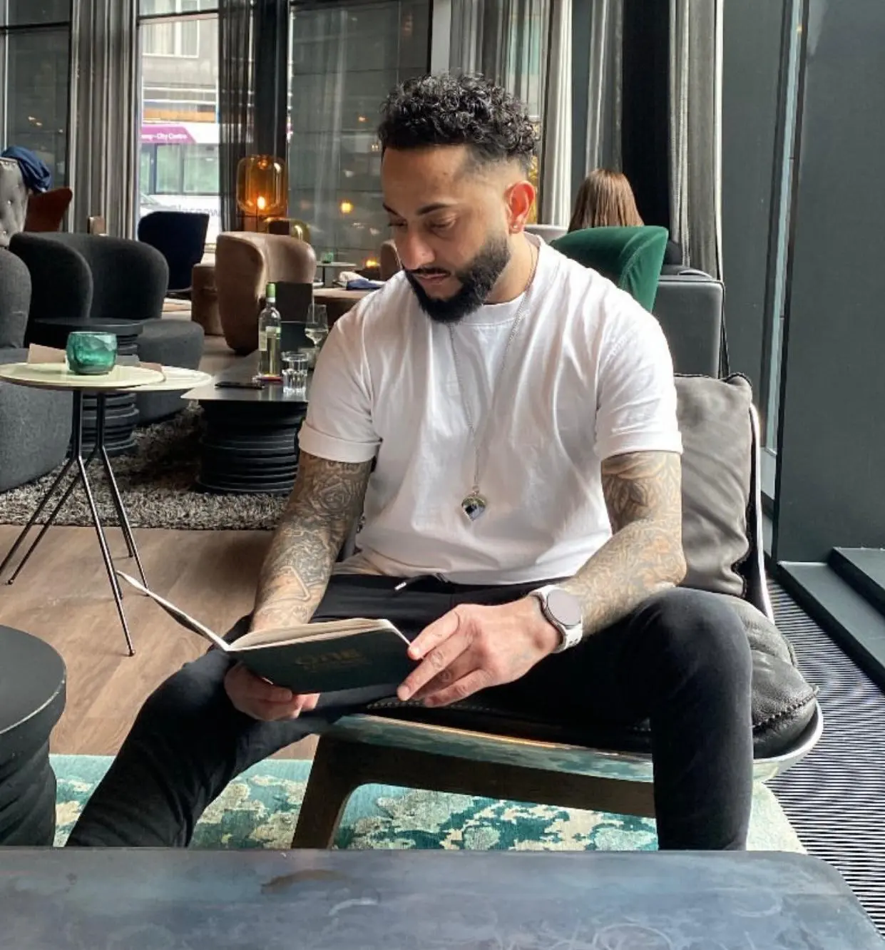 Finding Light Again: One Young Man’s Journey Through the Shadows of Rheumatoid Arthritis